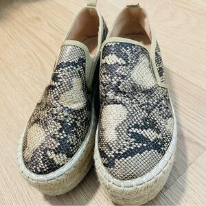 I&B Lucky and Blessed woman faux Snakeskin Slip-On Espadrilles size 7 casual